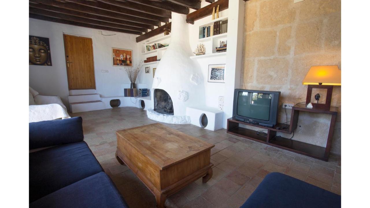 Villa Daniel 5 Mins By Taxi Into Ibiza Town Sant Jordi de ses Salines Kültér fotó