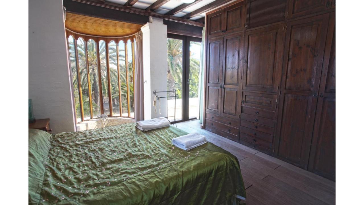 Villa Daniel 5 Mins By Taxi Into Ibiza Town Sant Jordi de ses Salines Kültér fotó