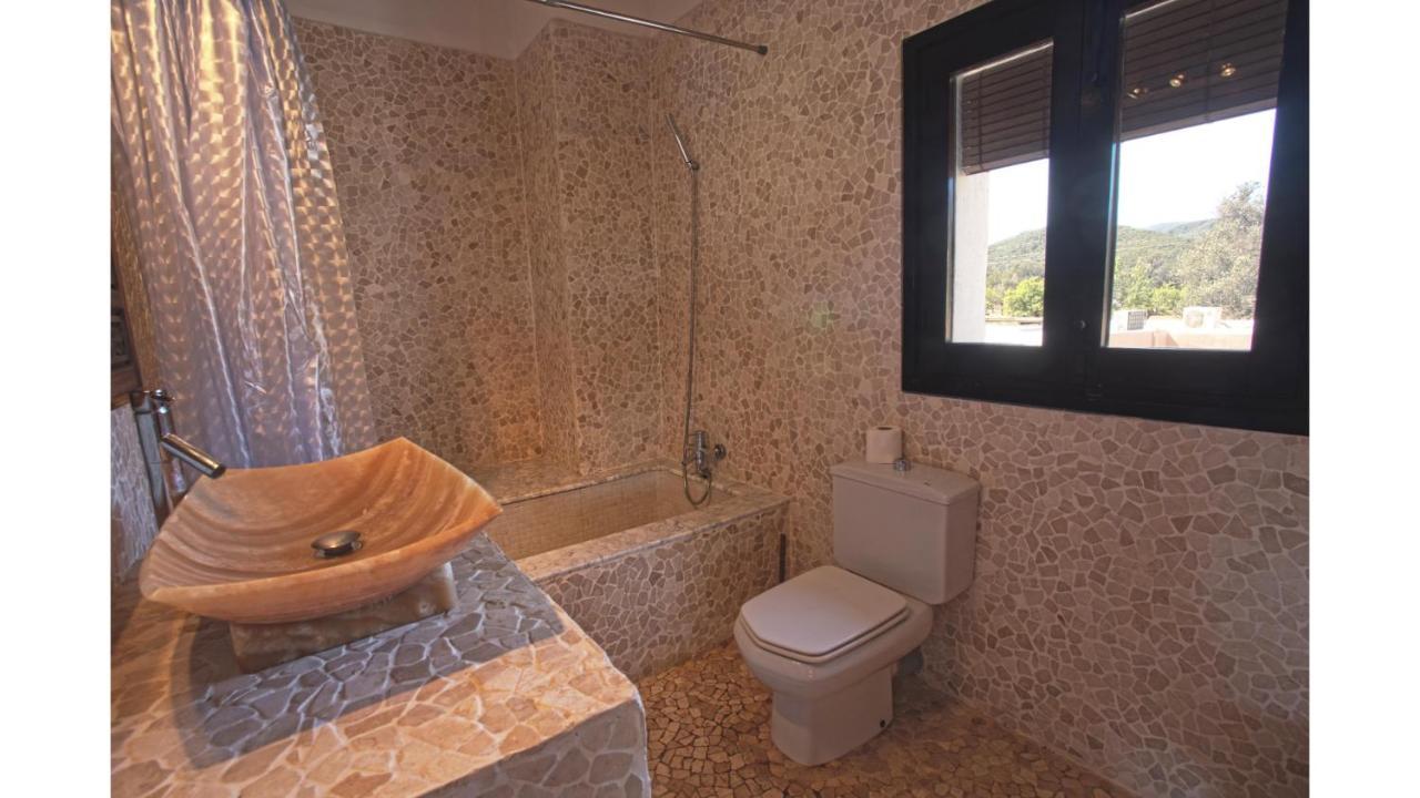 Villa Daniel 5 Mins By Taxi Into Ibiza Town Sant Jordi de ses Salines Kültér fotó
